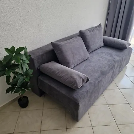 アパートホテル Blue Eyes イキソス