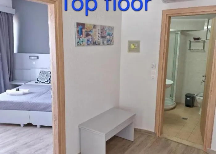 Blue Eyes Apart-hotel 3*