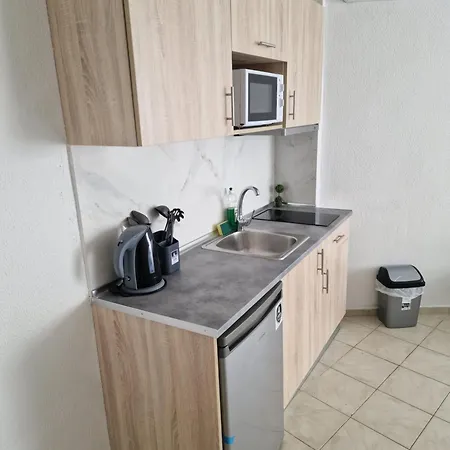 Blue Eyes Апарт-отель Иксиа