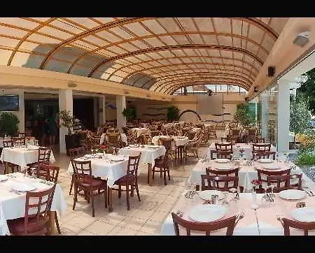 Blue Eyes 3* Ixia (Rhodes)