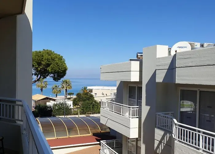 Blue Eyes Aparthotel