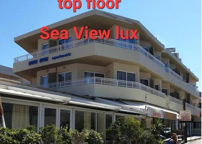 Aparthotel Blue Eyes 3*